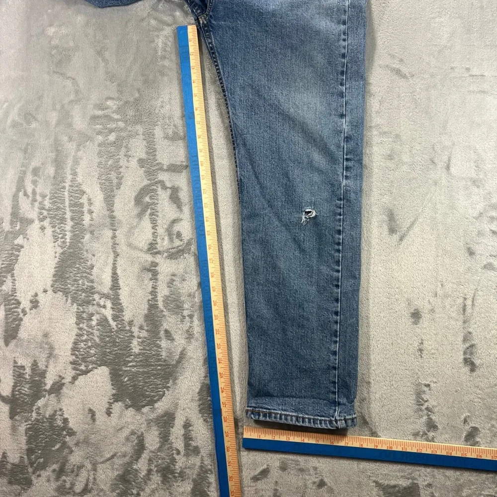 LEVI'S 505 Regular Fit Jeans Mens 34x30 Blue Medium Wash Distressed 00505-1454